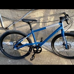 2020 BLUE MATTE MOMENTUM 3S MOUNTAIN BIKE